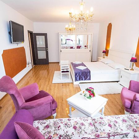 Noblesse Suite Галац Екстер'єр фото