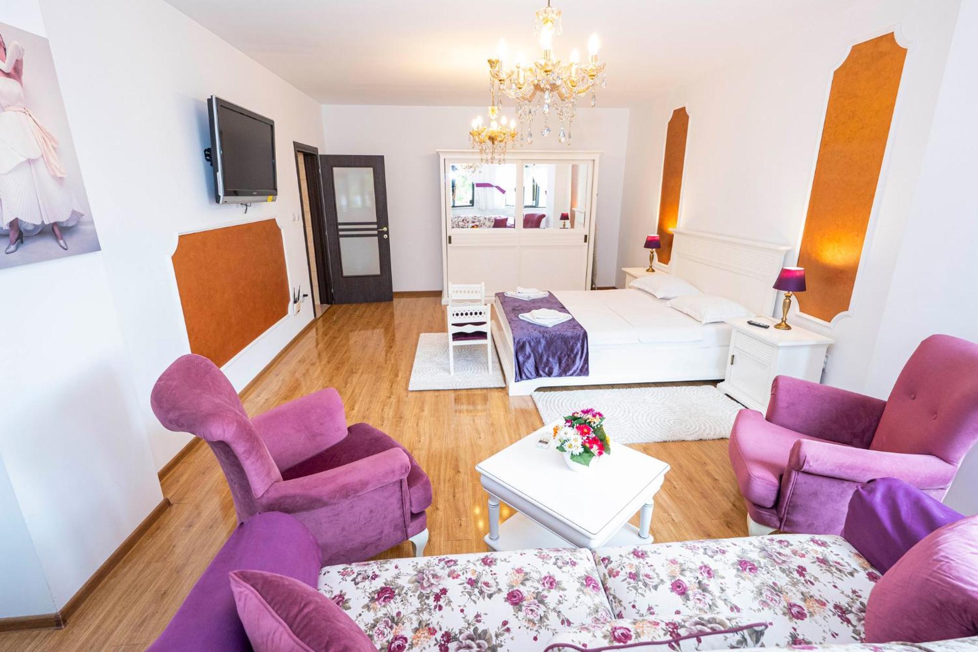 Noblesse Suite Галац Екстер'єр фото